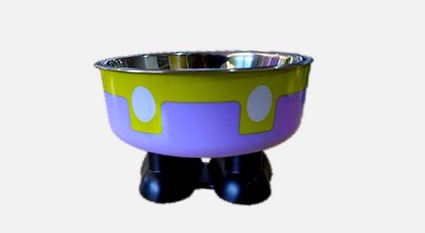 طبق ستيل بقاعدة لأكل القطط