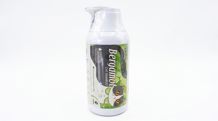 شامبو Bergamot للقطط لتنظيف الفراء وإبراز لمعانه | أفضل شامبو قطط برائحة الليمون 500 مل